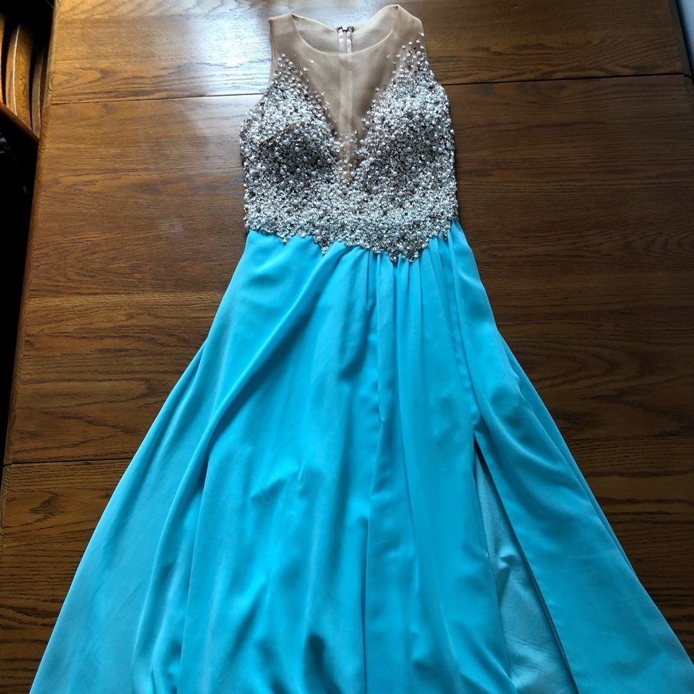 Terani Size 6 A-Line Dress